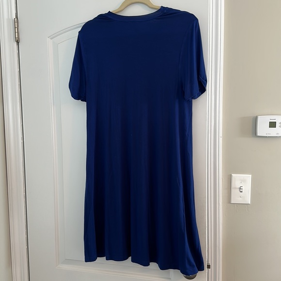 Alya | Floral Embroidered T Shirt Dress - Picture 4 of 4